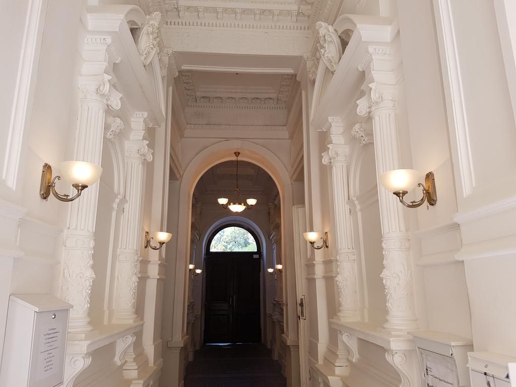 Charles Apartment Прага Екстериор снимка